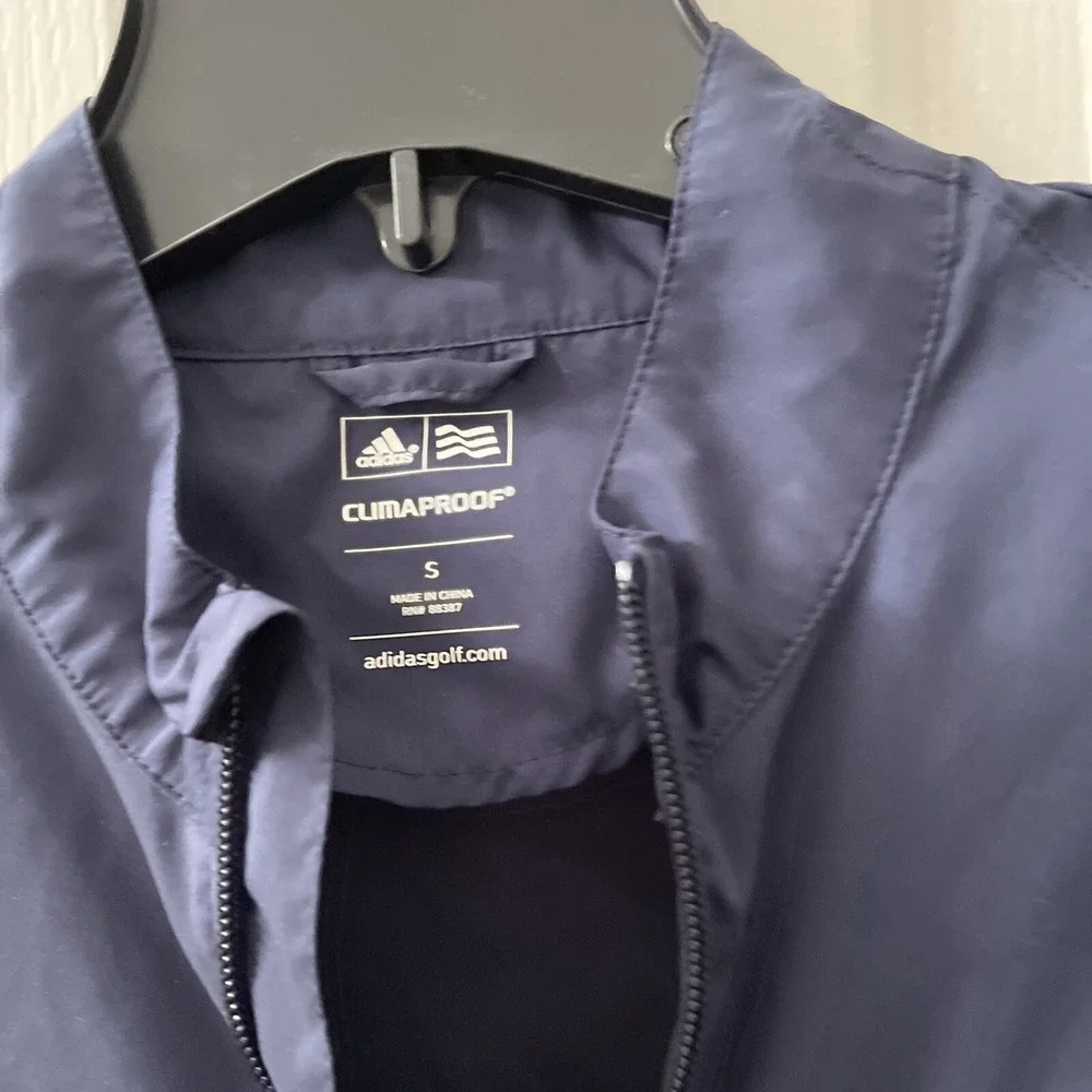 adidas versatile color